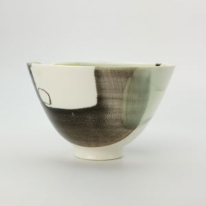 Medium pour bowl 2
